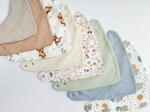 BROWN PATTERNED BIB IN ORGANIC COTTON, NEWBORN BROWN PATTERNED BIB IN ORGANIC COTTON, NEWBORN