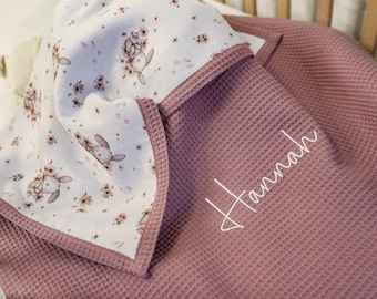 Custom Embroidered Baby Girl Blanket – Organic Cotton, Wildflower Design, Newborn Gift, Personalized with Name
