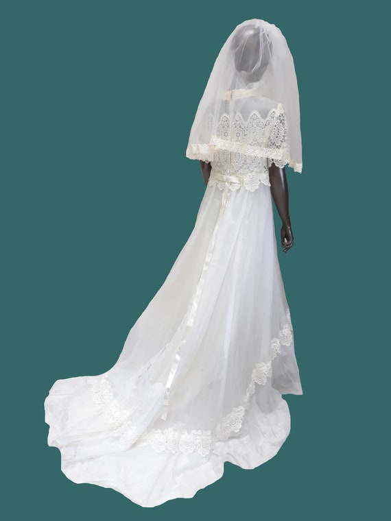 Fiber Street VINTAGE! Rare 1970's Wedding Dress V… - image 6