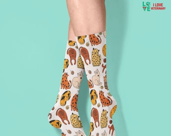 Modello di gatti arancioni Tube Socks, All Season - One Size Fits Most - per donne e uomini, regalo per veterinario, veterinario tech, amante degli animali
