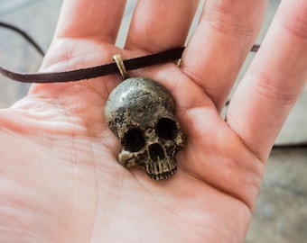 Unisex skull necklace brass charm realistic for men resin skull art skull  Pendant men Womens gift