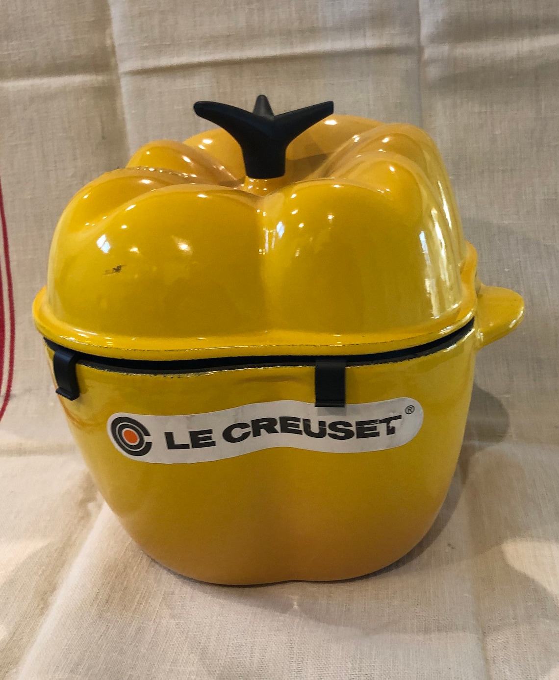 New W/O Box Le Creuset Vibrantly Colored Dijon Yellow Bell Etsy