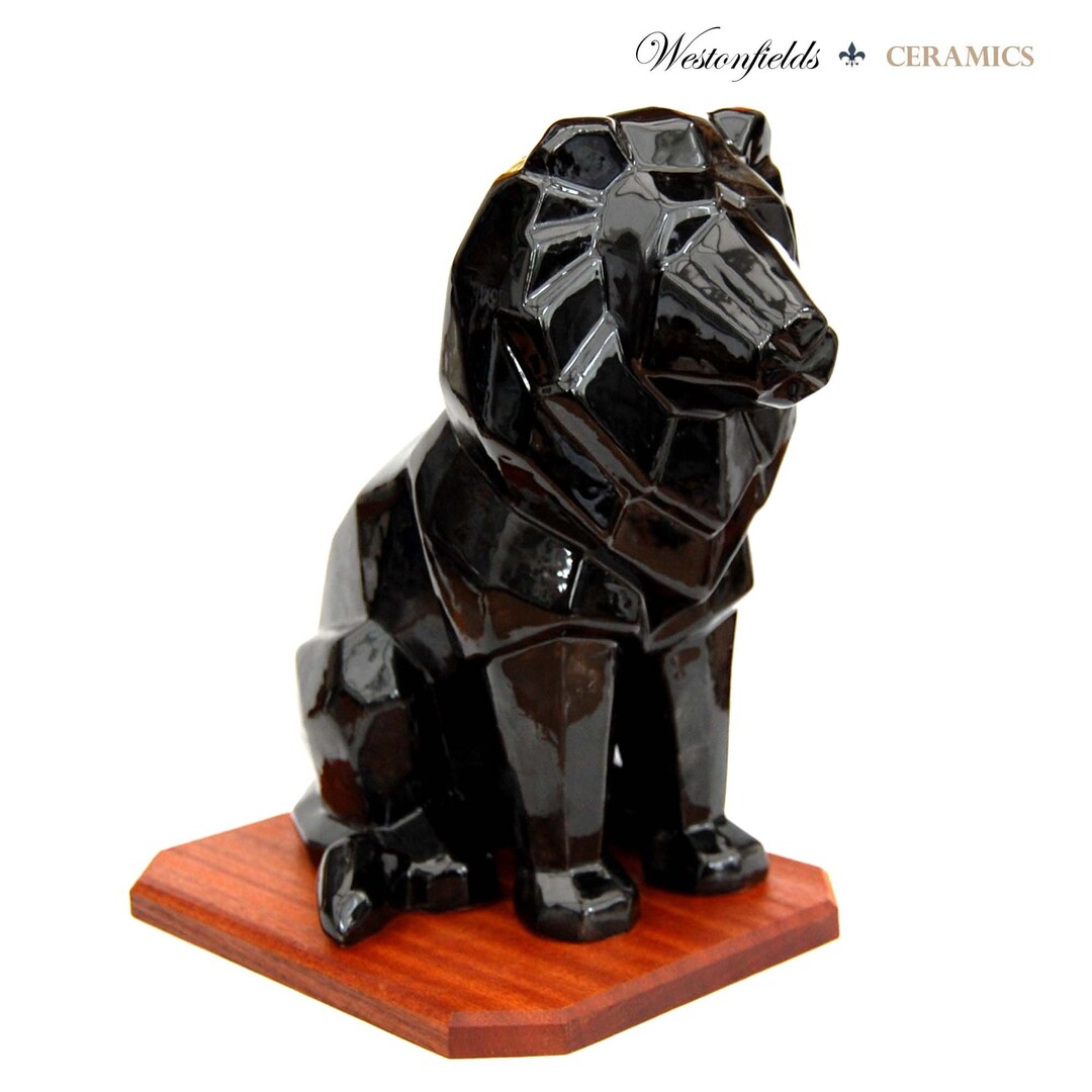 Ceramic Black Lion Sculpture Faceted Design on Solid Hardwood Etsy.de