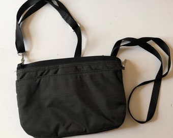 Eagle creek black 9x6 cross body RFID blocker multi pocket shoulder bag