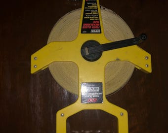 empire 200 ft fiberglass measuring tape with blade hook