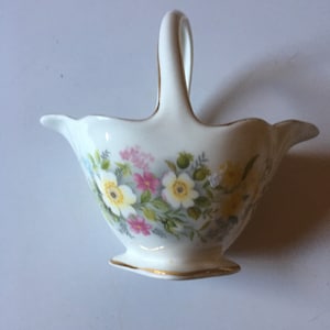 Ashleydale white floral bone china gold trim basket