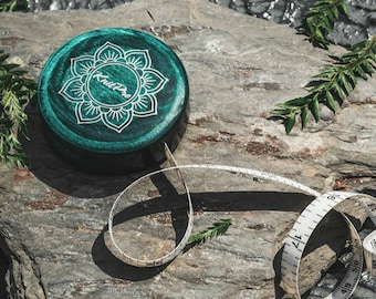 Knitpro Mindful étui en bois ruban à mesurer flexible