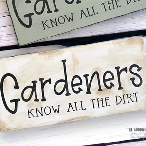 SUPERDANT Gardener Girl Tin Sign - Funny "Gardeners Know All The Dirt" Metal Wall Art, 8x12 Inches