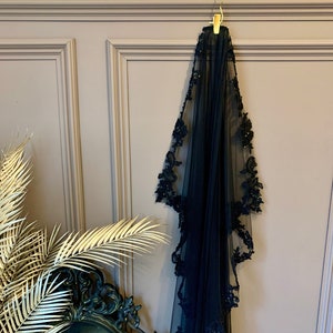 The Quadira Veil - Black Tulle, Lace & Bead Veil 43&quot;