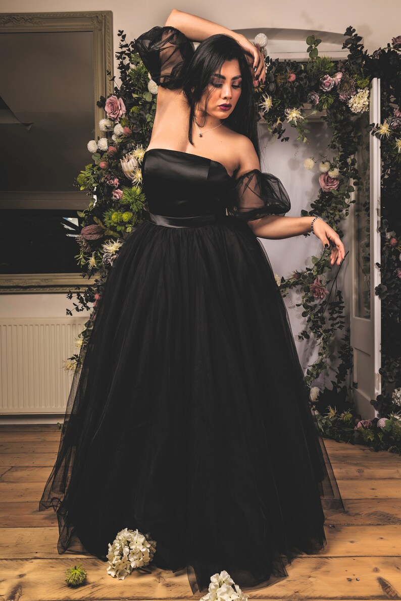 concert dress black High Stretch with Ruching 2023Spring Size:US size 26W 6 Years Later, Taika