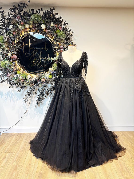 long sleeve black ball gown wedding dress The Reign - With Sleeves Color:Dusty Rose and Black while the zipper back compare-at-set Page 2: Black Funeral
