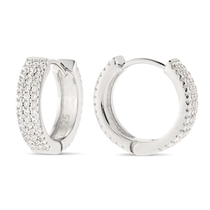 Sterlingzilveren Huggie-oorbellen 17 x 5 mm 3 rijen volledige eeuwigheid zirkonia-ringen Geschenkdoos