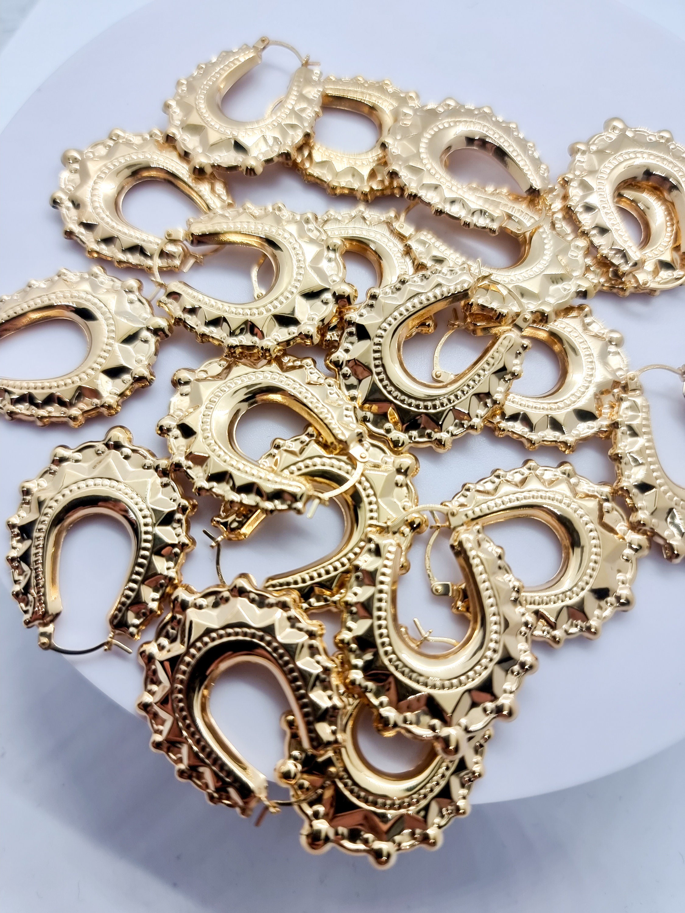 Pendientes Victorianos De Punta Ovalada De 29 Mm En Oro De 9 Quilates Con Tubo Criollo Y Aros Gitanos En Caja De Regalo - México