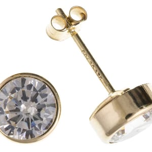 9CT Gold CZ Stud Earrings 7mm Round White Clear Rub Over Cubic Zirconia Birthstone April