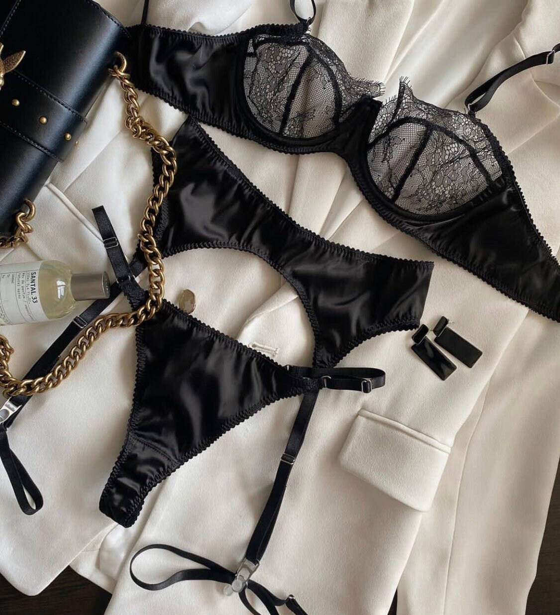 Black lingerie discount