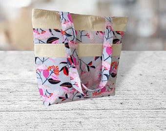 Floral fabric Everyday Shoulder Tote, Weekend Overnight Bag, Laptop Tote Bag With Zipper