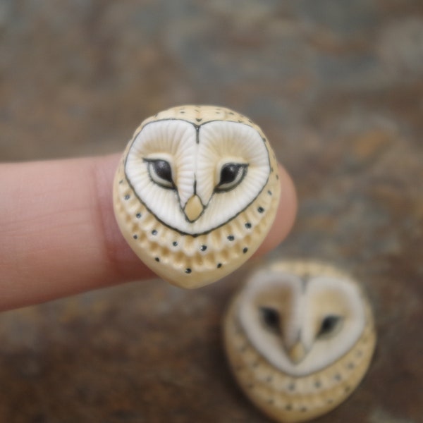 Cabochon Barn owl face "Beige Sophia owl face "  Porcelain by Lana Manna