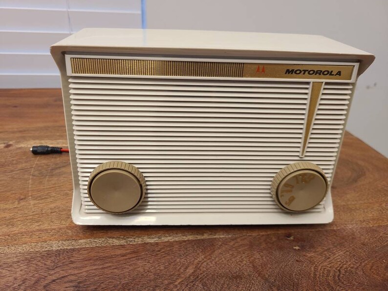 Bluetooth Speaker Vintage Motorola Radio Conversion | Etsy