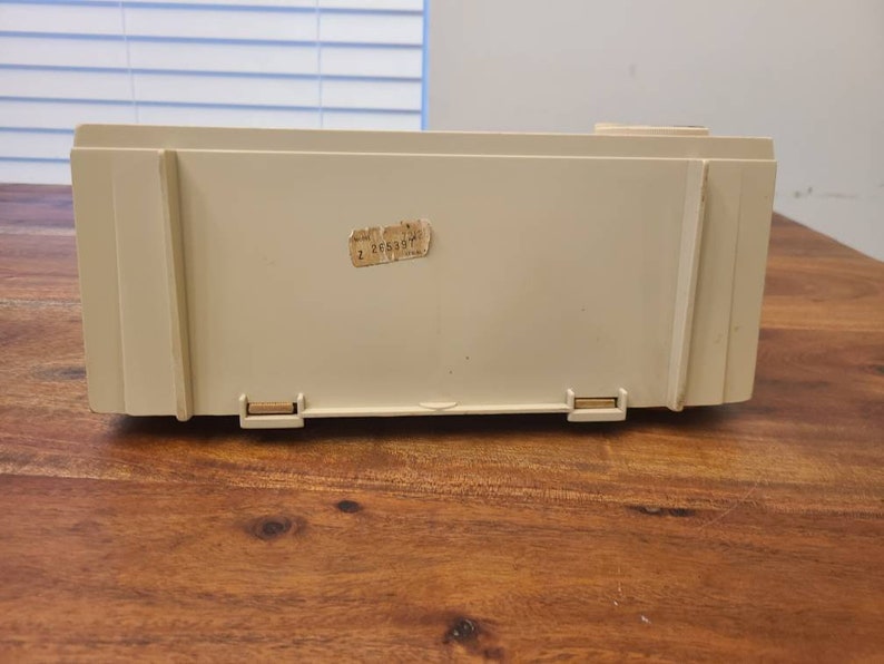 1960s Vintage Zenith Tube Radio Bluetooth Speaker