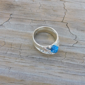 925 Sterling Silver Natural RAW Apatite Ring Handmade size 7.5 Brutalist style
