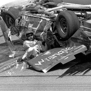 1982 DALE EARNHARDT NASCAR Campeón Stock Car Auto Racing Wreck Flip 13x19 Foto