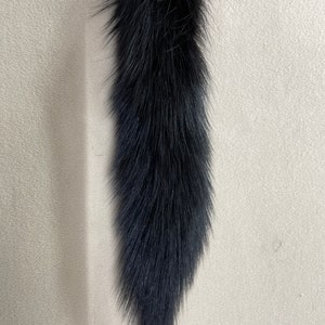 Chaveiro com cauda de Marten americana tingida de preto