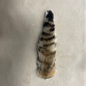 Llavero de cola de lince natural