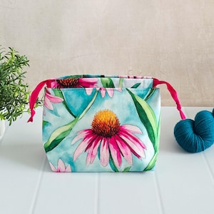 Project bag, knitting bag Lyra Bag Bloomberry – Hand-sewn project bag for 100g of wool, floral print, sock bag, knitting project bag