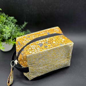 Fenja Bag Goldblüte – Projecttas, breitas & handwerktas – Handgenaaid voor creatieve geesten