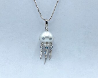 Medusa Pendant and/or Charm in 18Kt white gold with Australian pearl and aquamarines