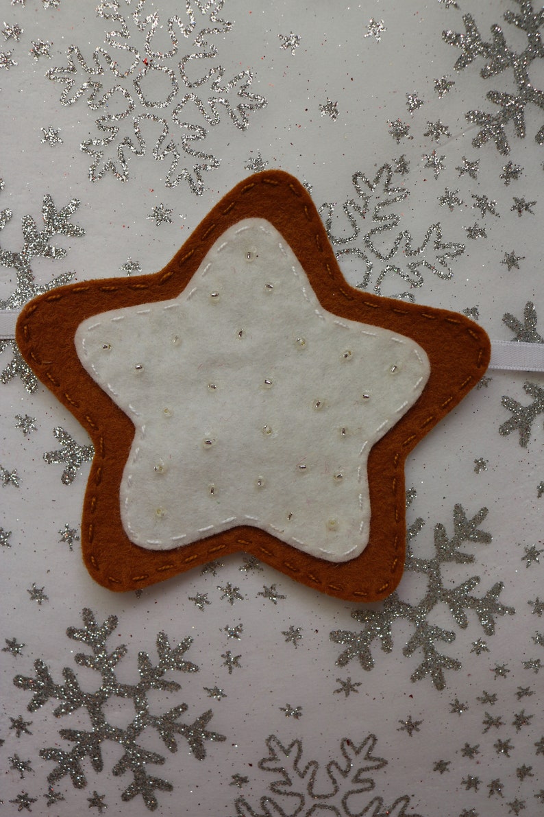 Gingerbread cookie garland Christmas cookie decor Cookie cutter garland Star banner Christmas cookie bunting Christmas cookie garland