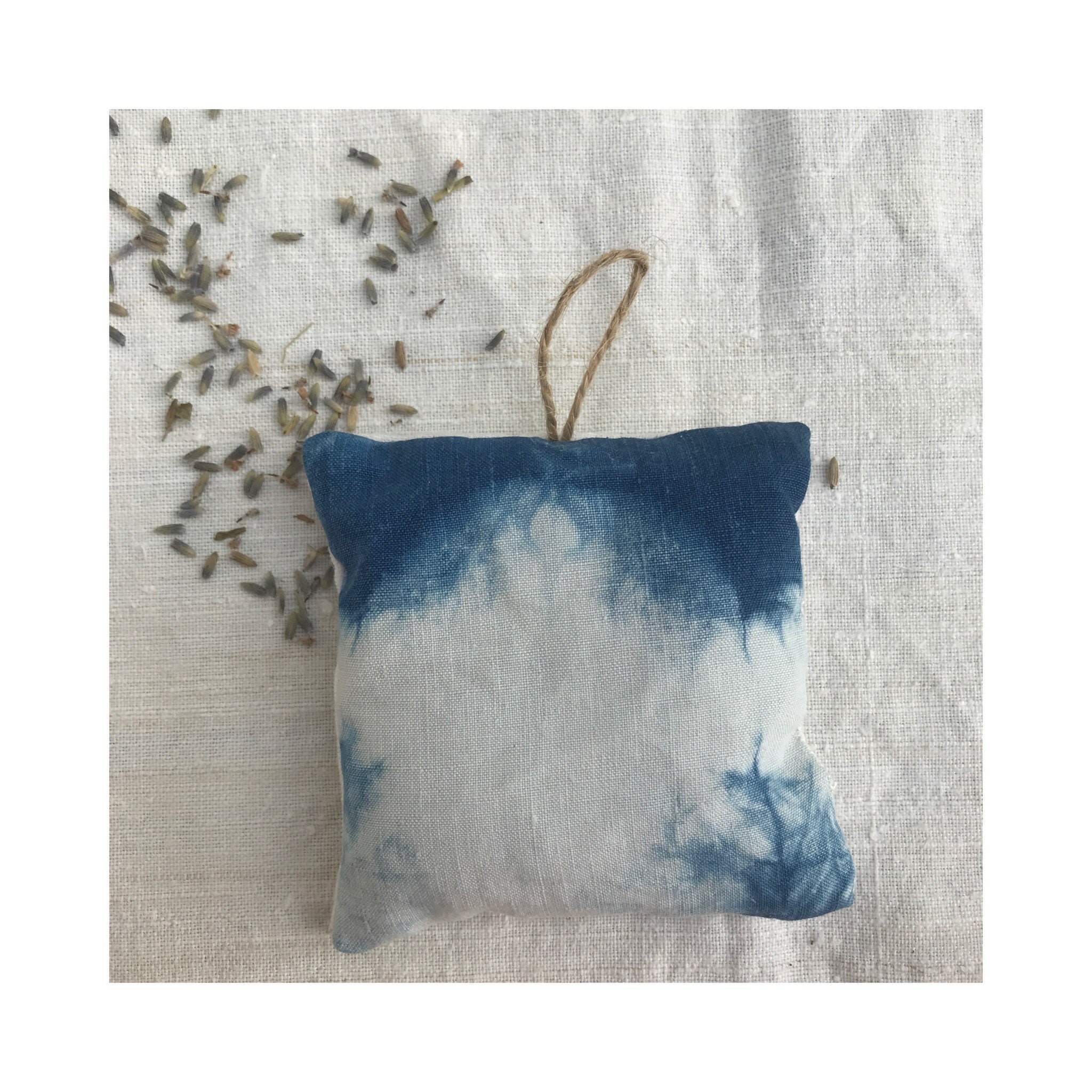1 Coussin de Lavande - Teinture Végétale Indigo & Provence