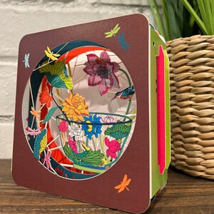 Bol de libellules et fleurs Art Box Carte de voeux 3D découpée au laser