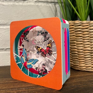 Boîte d'art 3D Butterfly Garden, carte de voeux découpée au laser... unique en son genre