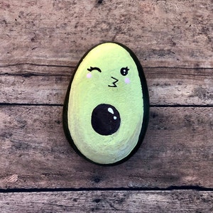Avocado rock, avocado painting, Painted rock, Avocado rock, Garden décor, Cute avocado rock, pet rock