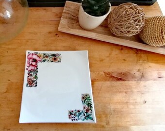 dessert plate, empty pocket, square, porcelain, flower decor, hand painted, unique, luxury French craftsmanship
