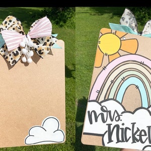 Geschilderd boho-klembord met regenboog, cadeau voor leraar