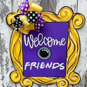 Welcome Friends Door Hanger, Welcome Door Decor, Everyday Decor, front door decor, housewarming gift, door sign, Welcome Door Sign