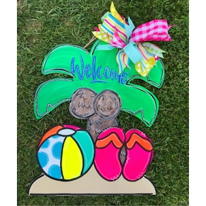 Palm Tree Door Hanger, Summer Porch Sign, Beach Decor, Palm Tree Hanger, Personalized Door Hanger, Summer Porch Sign, Summer Door Wreath