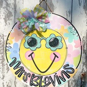 Teacher Door Sign, Hippie Door Decor, Flower Door wreath, Teacher Door Hanger, Retro Door Hanger, Groovy Classroom Decor, Classroom Sign