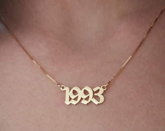 necklace for old woman