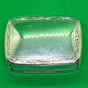 Vintage Sterling Silver Engraved Rim Pill Box