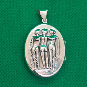 Vintage 925 Sterling Silver Repousse the Three Graces Oval Locket