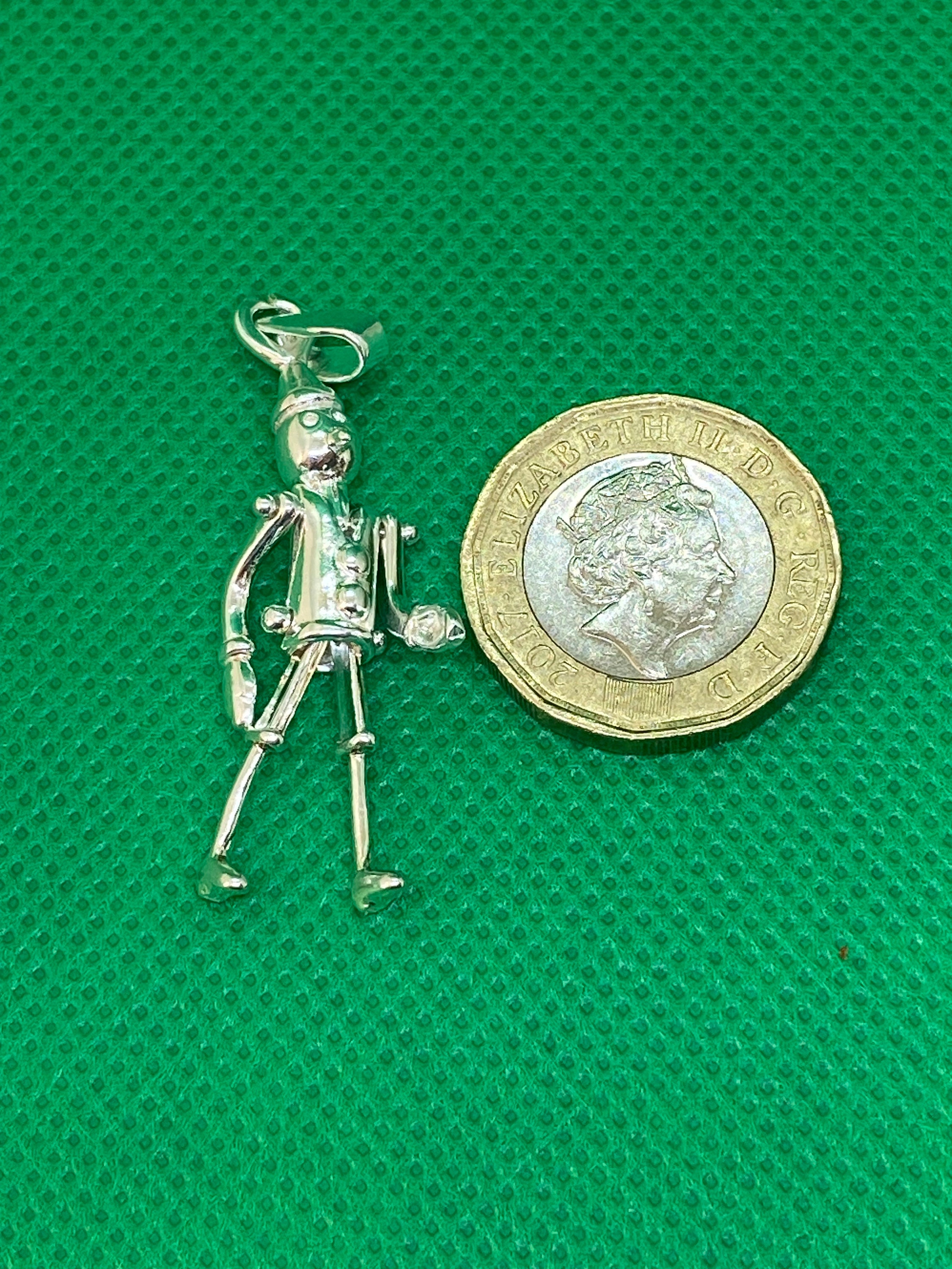 Ciondolo In Oro Bianco Madonna Col Bambino