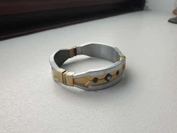 Loba Jump Drive Bracelet | 3D Printed - Cosplay Props - Apex - Etsy