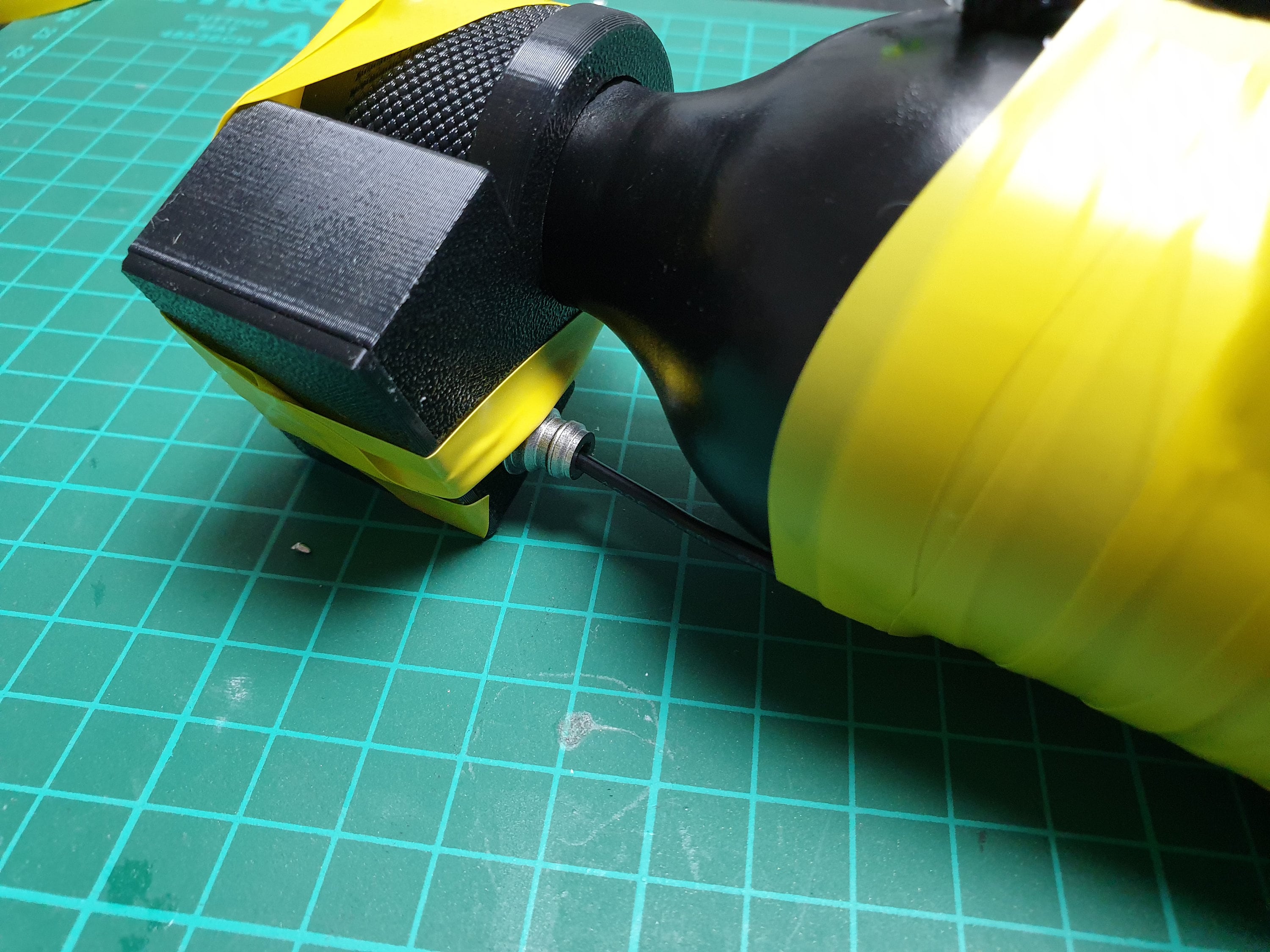 Smoke Elite Gas Canister R6S Cosplay Prop 3D Printed