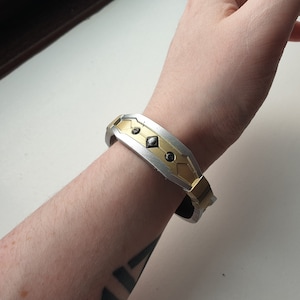 Loba Jump Drive Bracelet | 3D Printed - Cosplay Props - Apex