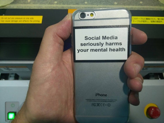 coque iphone xr social media