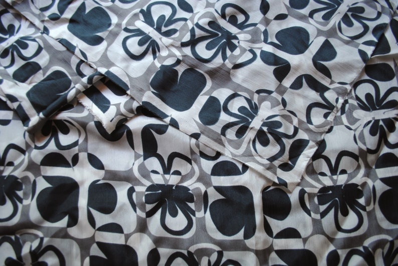 Vintage fabric Estonian Soviet flowers boho floral gypsy black grey white geometric 2.3 yards in 1 listing