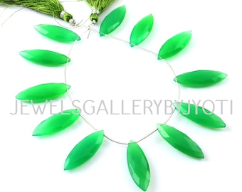 8 pièces Grande Taille Chrysoprase Naturelle Calcédoine Marquise Facette Briolettes, Chrysoprase Calcédoine Long Marquise Briolettes (10 * 30mm App)